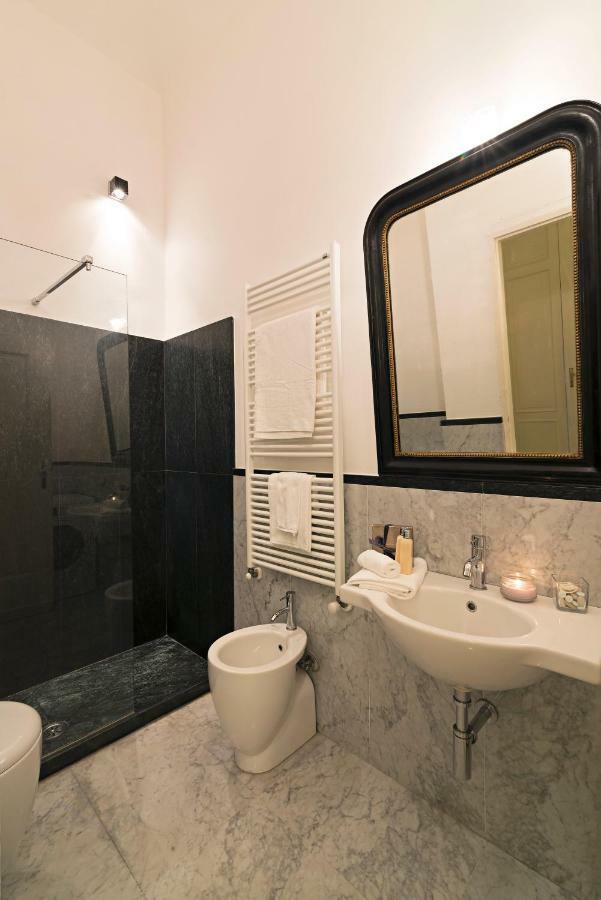 Ferienwohnung Consolata12 - Il Lusso Nel Centro Storico Di Torino Exterior foto